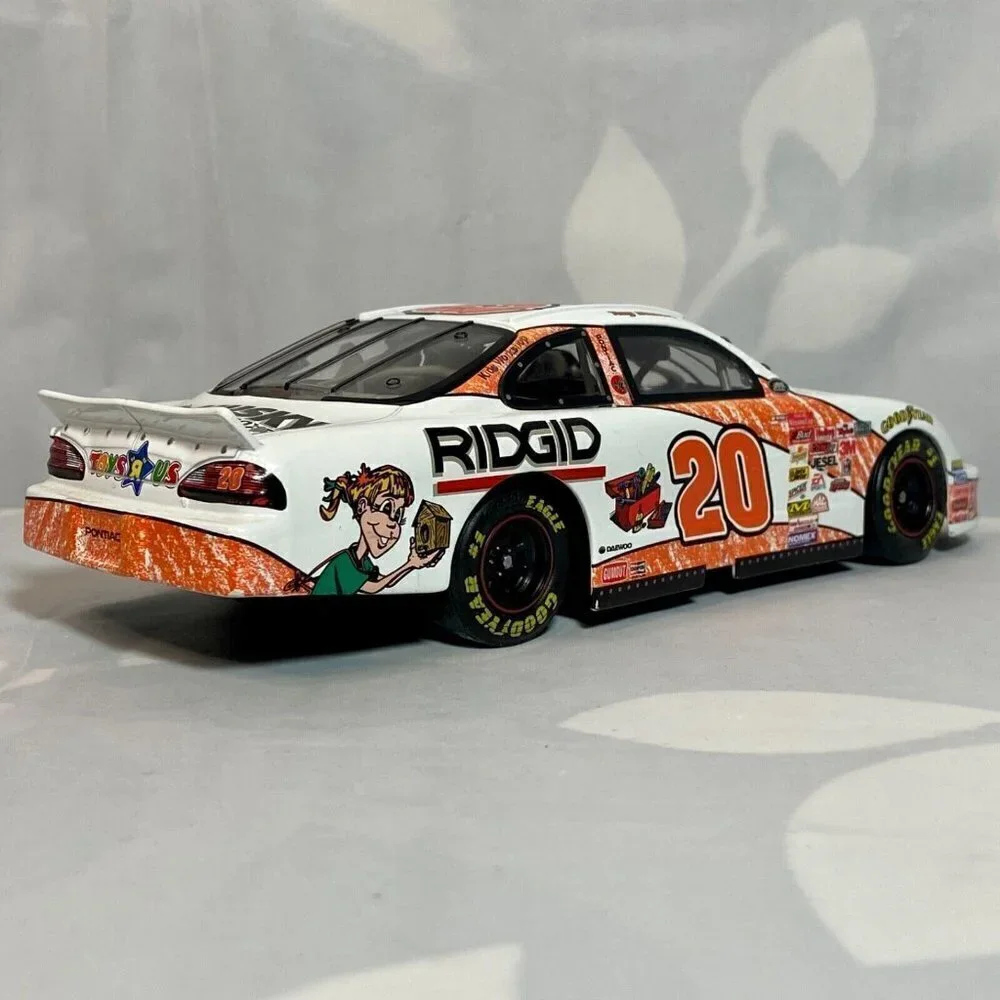 Tony Stewart #20 Home Depot/Kids Workshop 2000 Pontiac Grand Prix Coin Bank RCCA